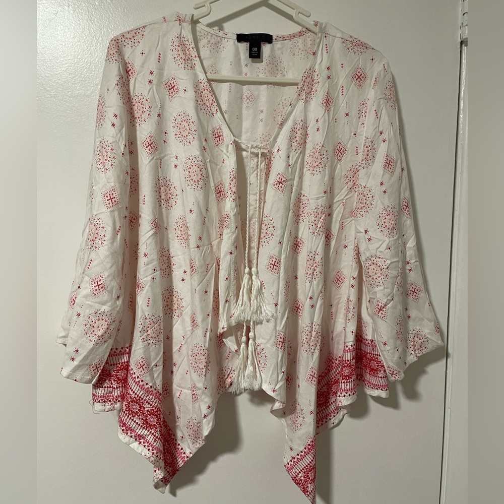 Torrid White Pink Red Stitch Detail Open Front Over-Piece Sz 00